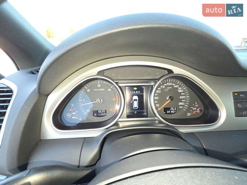 Внедорожник / Кроссовер Audi Q7 2015 в Коломые