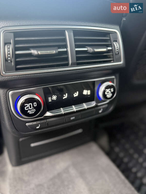 Позашляховик / Кросовер Audi Q7 2017 в Шепетівці