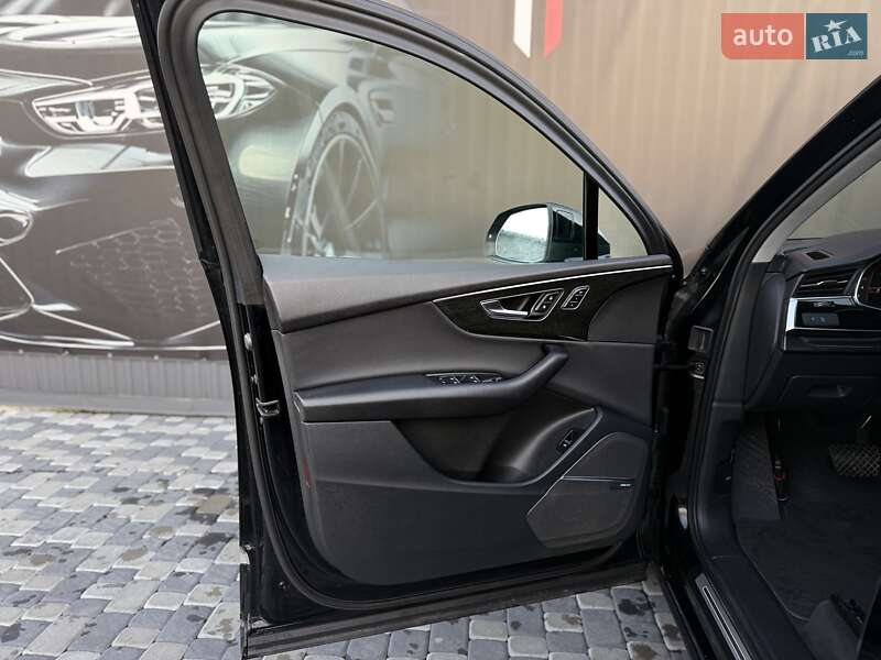 Позашляховик / Кросовер Audi Q7 2020 в Львові