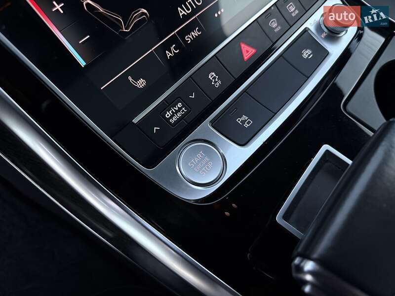 Позашляховик / Кросовер Audi Q7 2020 в Львові