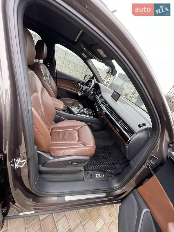 Внедорожник / Кроссовер Audi Q7 2016 в Одессе фото 32 Внедорожник / Кроссовер Audi Q7 2016 в Одессе