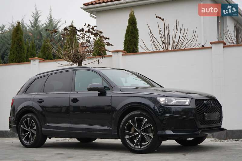 Внедорожник / Кроссовер Audi Q7 2017 в Одессе