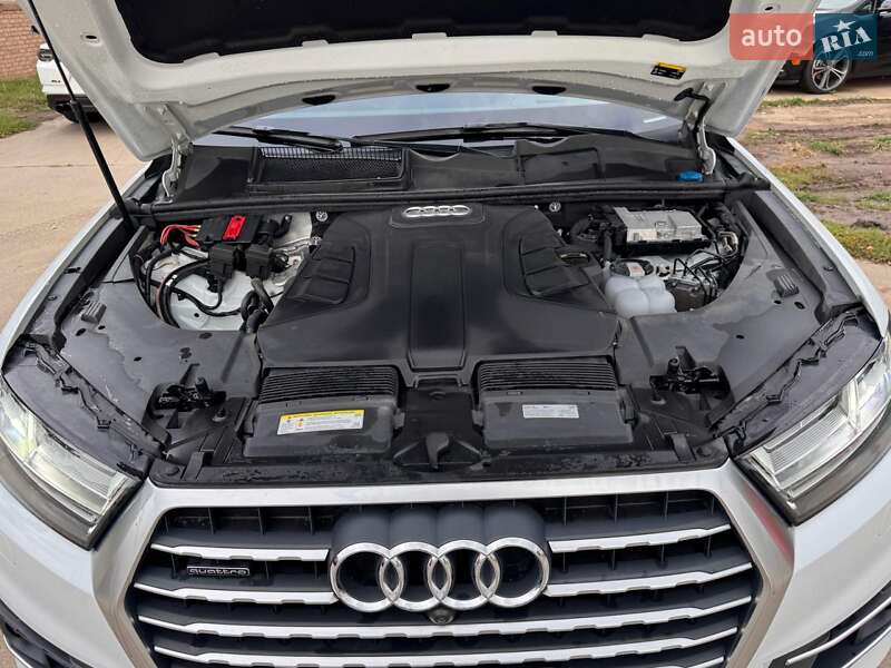 Внедорожник / Кроссовер Audi Q7 2019 в Хмельницком
