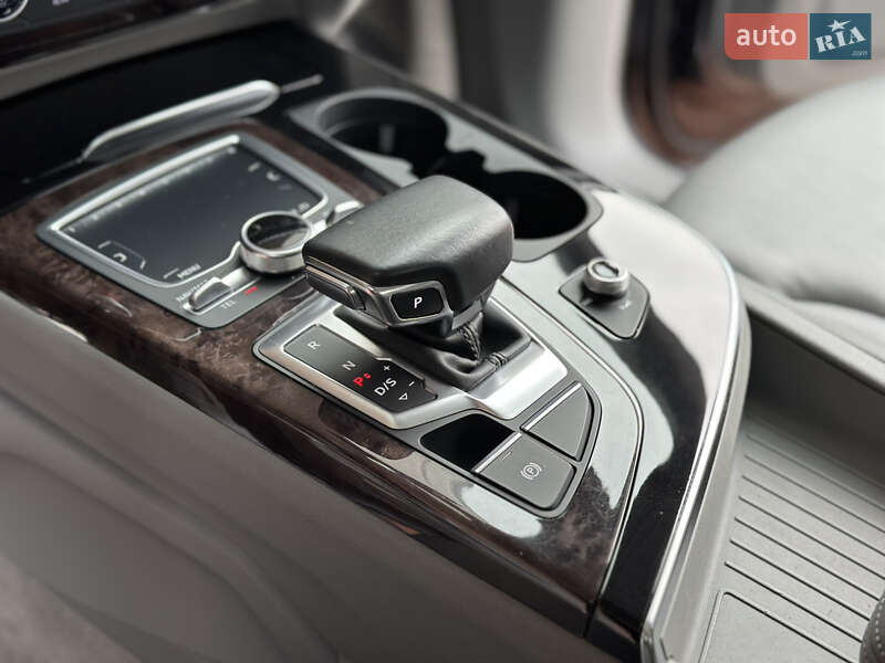 Внедорожник / Кроссовер Audi Q7 2018 в Одессе