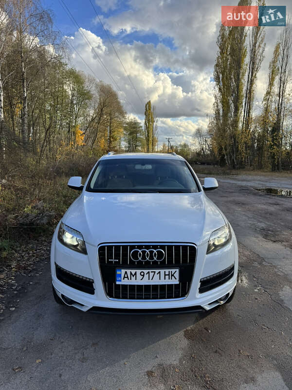 Внедорожник / Кроссовер Audi Q7 2012 в Житомире