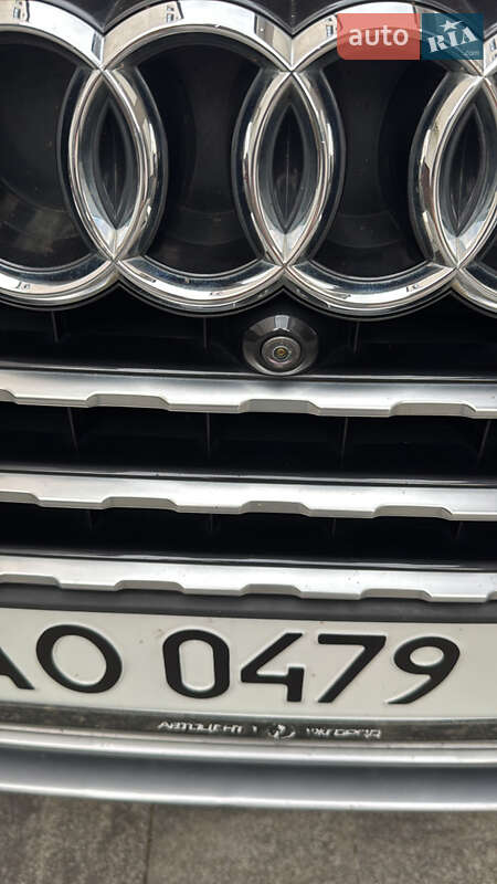 Внедорожник / Кроссовер Audi Q7 2016 в Ужгороде