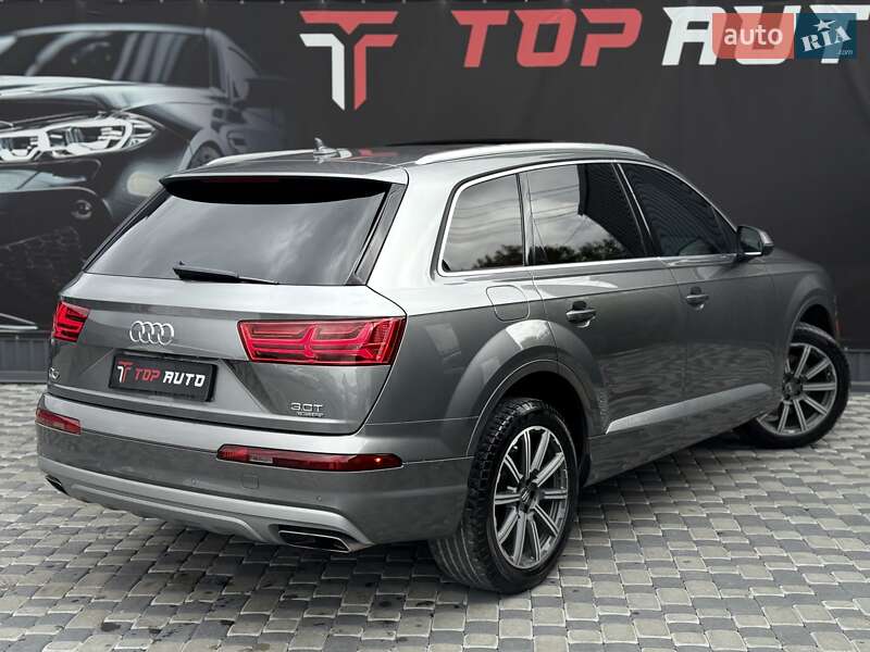 Позашляховик / Кросовер Audi Q7 2017 в Львові