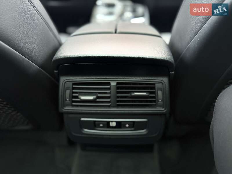 Позашляховик / Кросовер Audi Q7 2017 в Львові