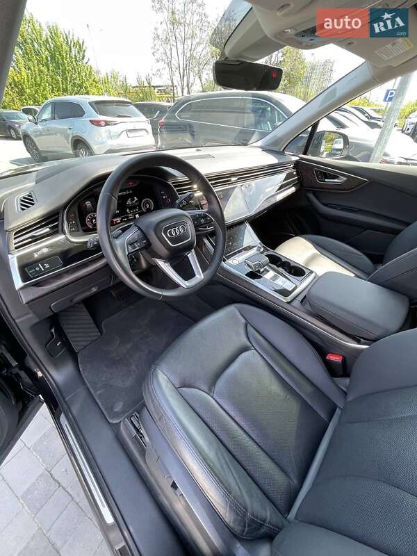 Внедорожник / Кроссовер Audi Q7 2019 в Львове