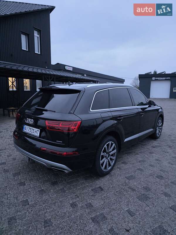Внедорожник / Кроссовер Audi Q7 2017 в Белой Церкви