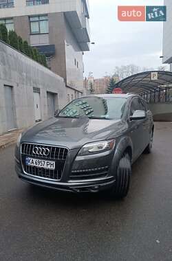 Внедорожник / Кроссовер Audi Q7 2015 в Киеве