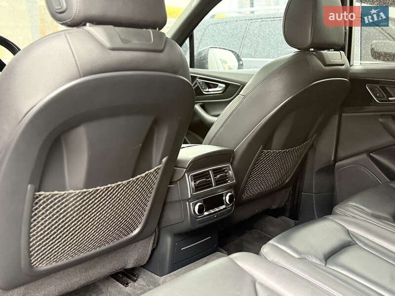 Внедорожник / Кроссовер Audi Q7 2016 в Киеве фото 12 Внедорожник / Кроссовер Audi Q7 2016 в Киеве