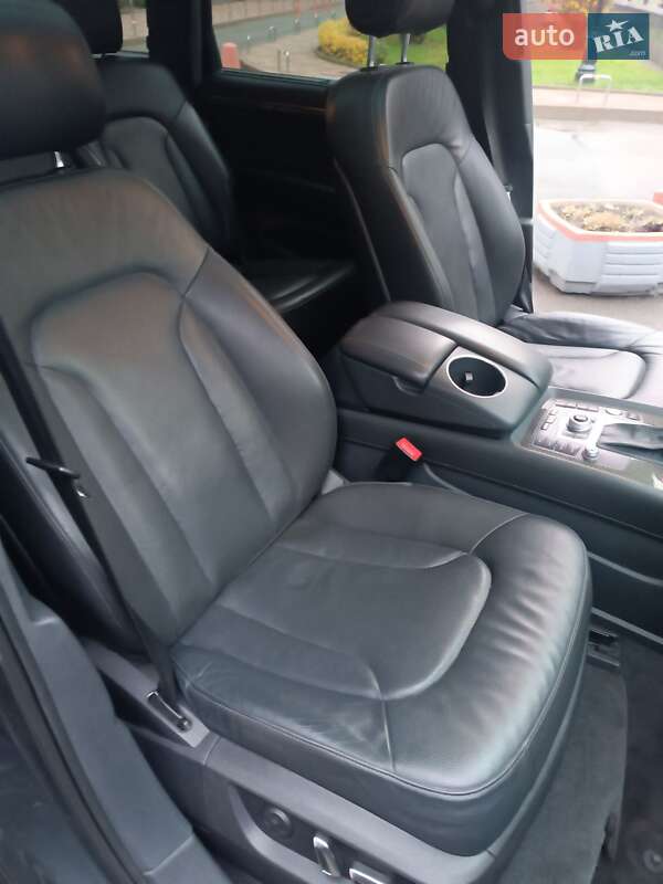 Внедорожник / Кроссовер Audi Q7 2015 в Киеве фото 30 Внедорожник / Кроссовер Audi Q7 2015 в Киеве