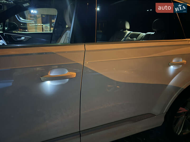Внедорожник / Кроссовер Audi Q7 2023 в Харькове