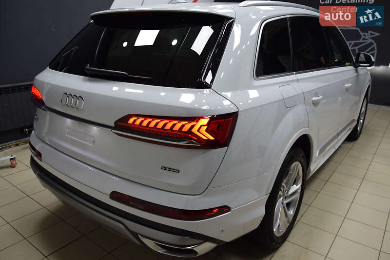 Внедорожник / Кроссовер Audi Q7 2023 в Харькове