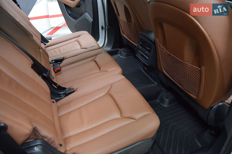 Позашляховик / Кросовер Audi Q7 2023 в Харкові