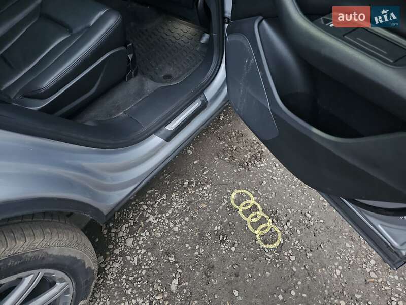 Внедорожник / Кроссовер Audi Q7 2019 в Стрые