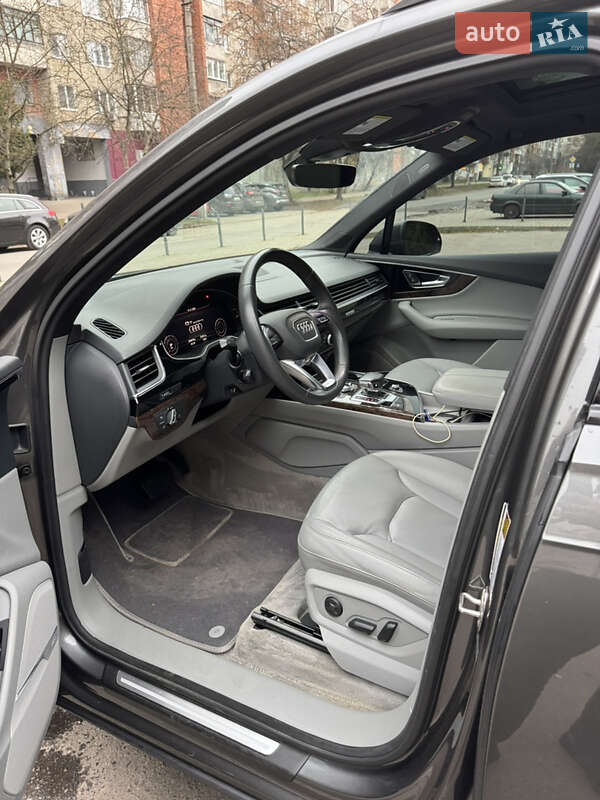 Внедорожник / Кроссовер Audi Q7 2018 в Львове