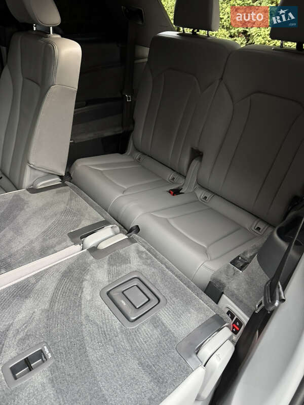 Внедорожник / Кроссовер Audi Q7 2018 в Львове