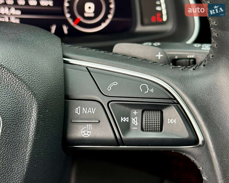 Позашляховик / Кросовер Audi Q7 2016 в Києві