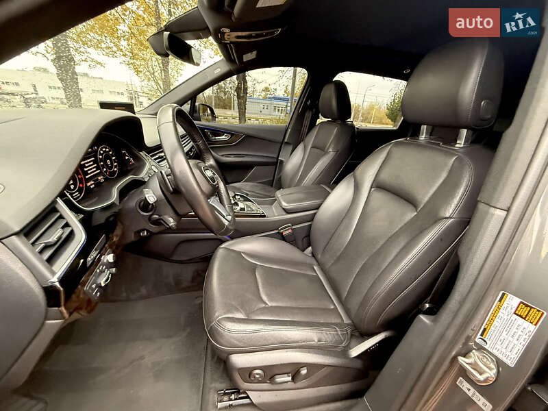 Позашляховик / Кросовер Audi Q7 2016 в Харкові фото 30 Позашляховик / Кросовер Audi Q7 2016 в Харкові