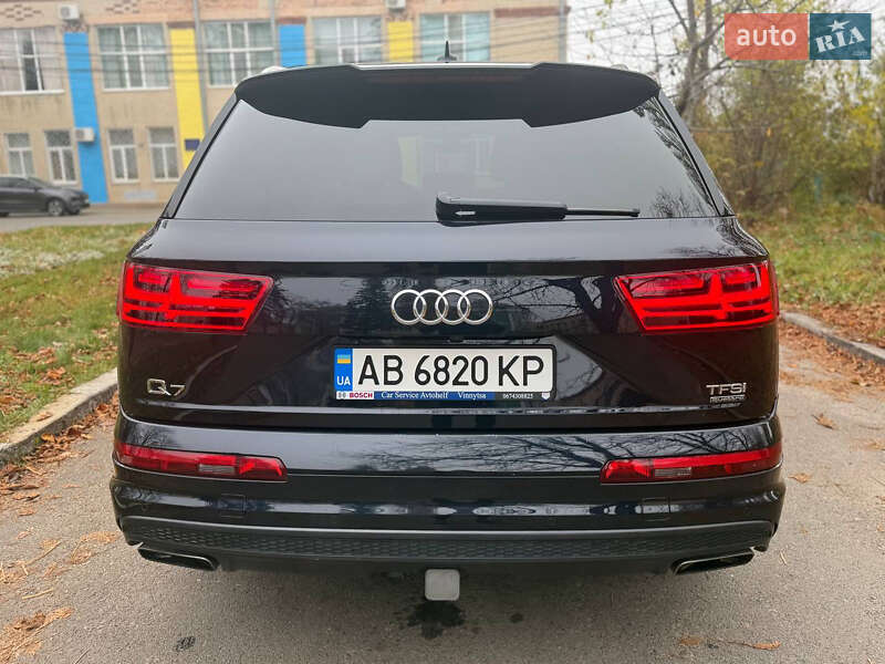 Внедорожник / Кроссовер Audi Q7 2016 в Виннице
