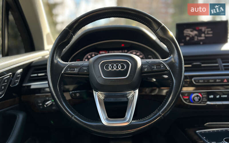 Внедорожник / Кроссовер Audi Q7 2016 в Львове