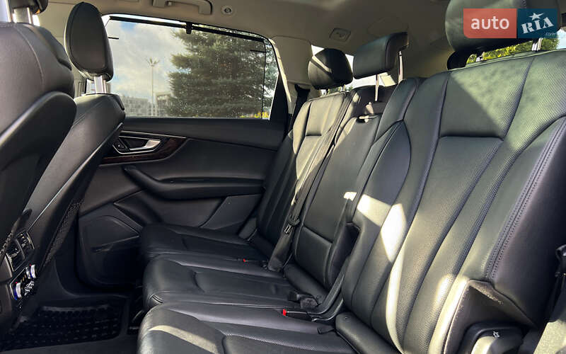 Внедорожник / Кроссовер Audi Q7 2016 в Львове