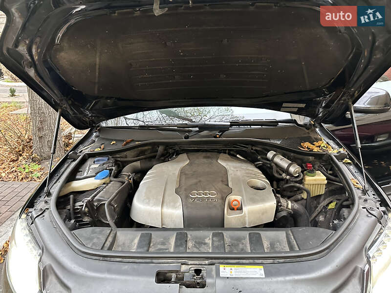 Позашляховик / Кросовер Audi Q7 2012 в Києві фото 13 Позашляховик / Кросовер Audi Q7 2012 в Києві