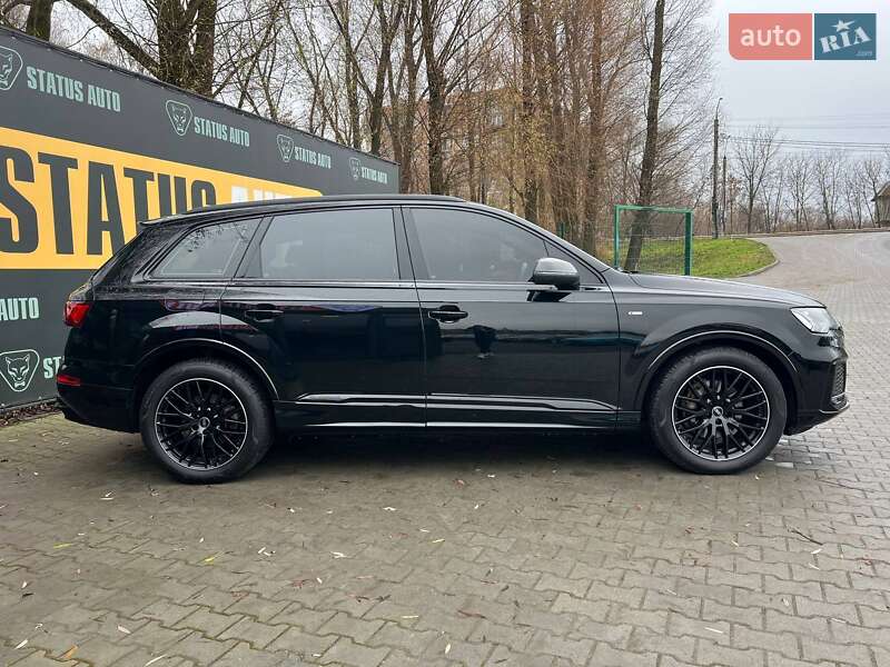 Внедорожник / Кроссовер Audi Q7 2021 в Хмельницком