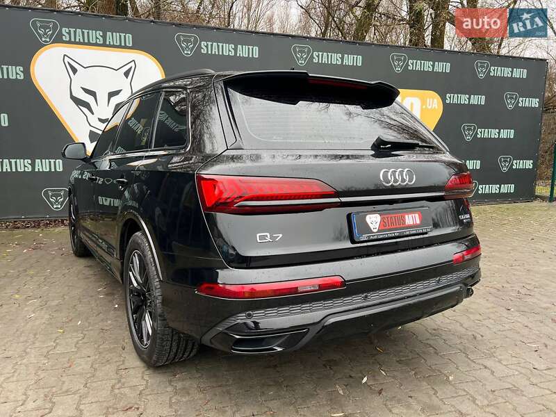 Внедорожник / Кроссовер Audi Q7 2021 в Хмельницком