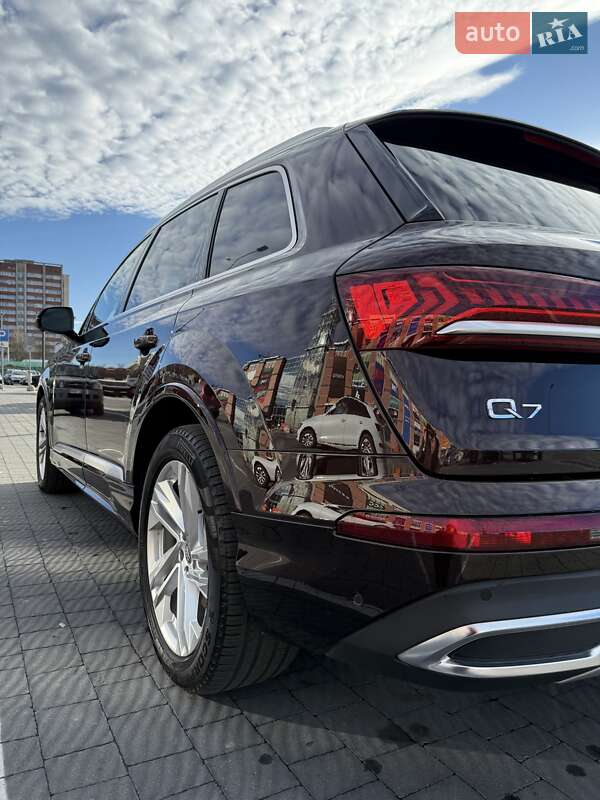 Внедорожник / Кроссовер Audi Q7 2019 в Львове