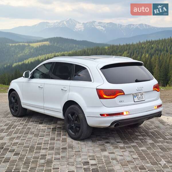 Позашляховик / Кросовер Audi Q7 2013 в Тернополі