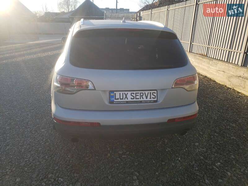 Позашляховик / Кросовер Audi Q7 2008 в Мукачевому