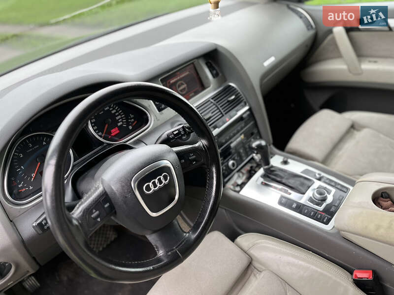 Позашляховик / Кросовер Audi Q7 2007 в Черкасах фото 11 Позашляховик / Кросовер Audi Q7 2007 в Черкасах