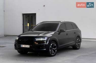 Позашляховик / Кросовер Audi Q7 2017 в Луцьку