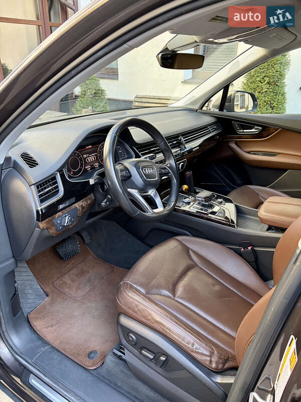 Внедорожник / Кроссовер Audi Q7 2016 в Киеве