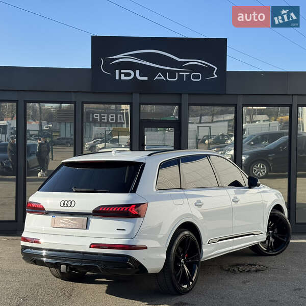Внедорожник / Кроссовер Audi Q7 2022 в Киеве фото 9 Внедорожник / Кроссовер Audi Q7 2022 в Киеве