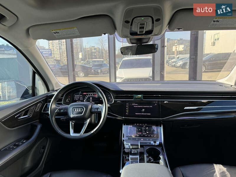 Внедорожник / Кроссовер Audi Q7 2022 в Киеве фото 23 Внедорожник / Кроссовер Audi Q7 2022 в Киеве