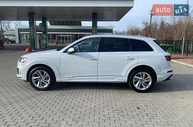 Внедорожник / Кроссовер Audi Q7 2021 в Житомире