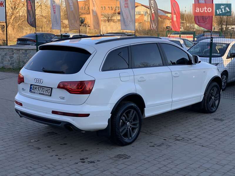 Позашляховик / Кросовер Audi Q7 2011 в Бердичеві