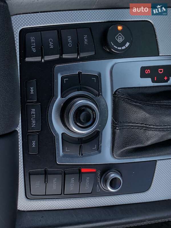 Позашляховик / Кросовер Audi Q7 2011 в Бердичеві