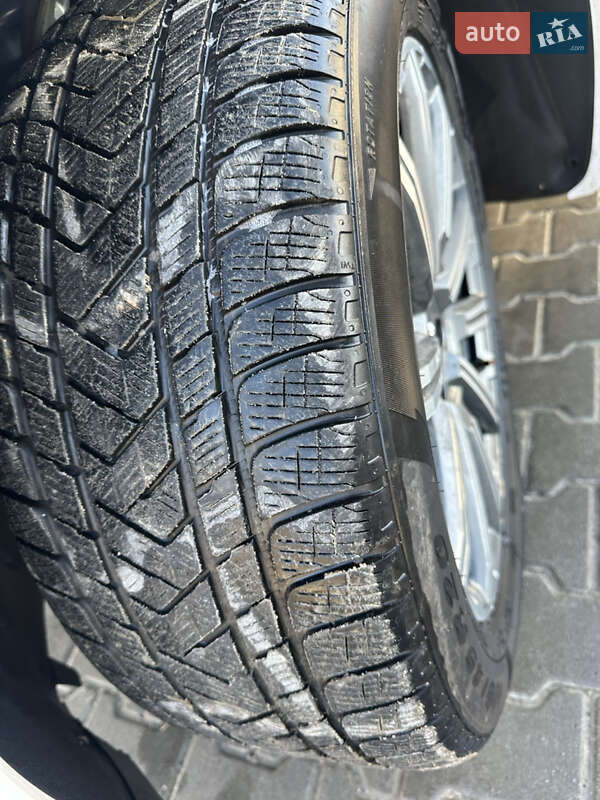 Позашляховик / Кросовер Audi Q7 2016 в Львові