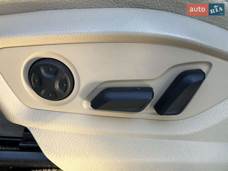 Позашляховик / Кросовер Audi Q7 2016 в Львові