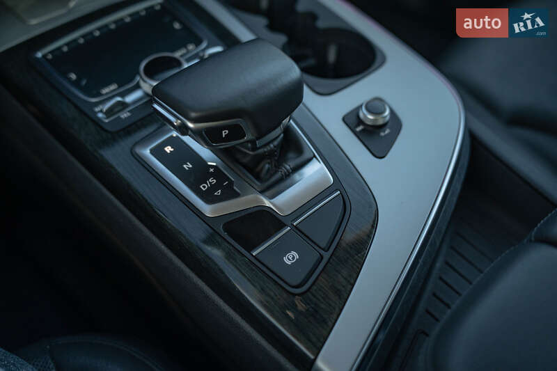 Позашляховик / Кросовер Audi Q7 2018 в Чернівцях фото 31 Позашляховик / Кросовер Audi Q7 2018 в Чернівцях