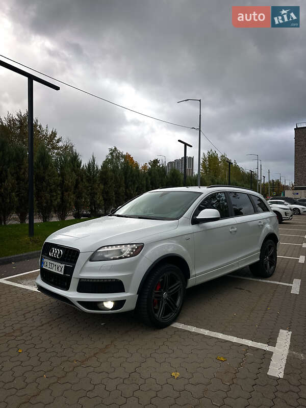 Внедорожник / Кроссовер Audi Q7 2013 в Киеве
