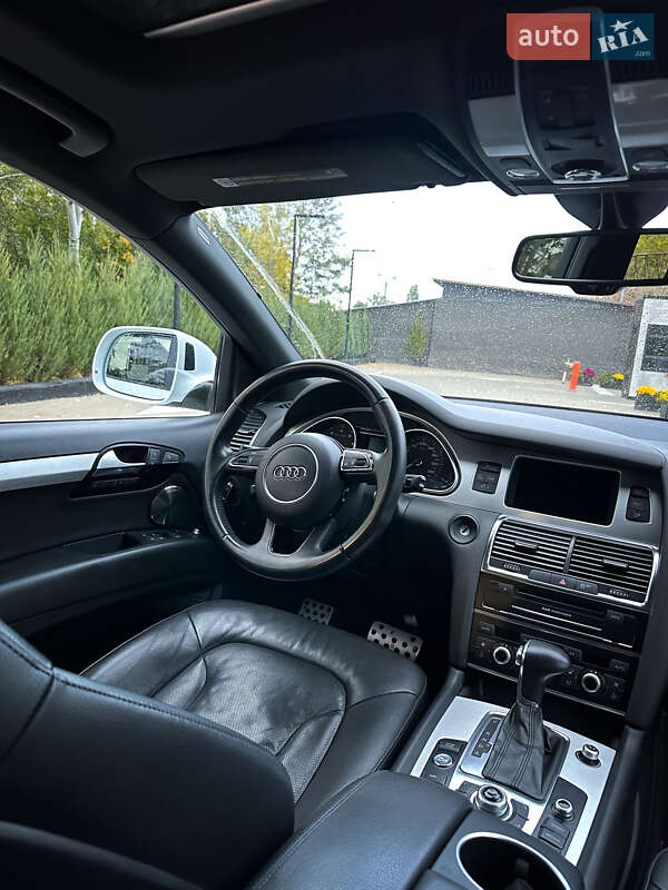 Внедорожник / Кроссовер Audi Q7 2013 в Киеве