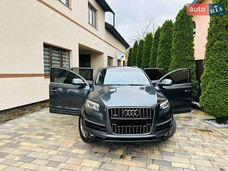 Позашляховик / Кросовер Audi Q7 2010 в Грушево