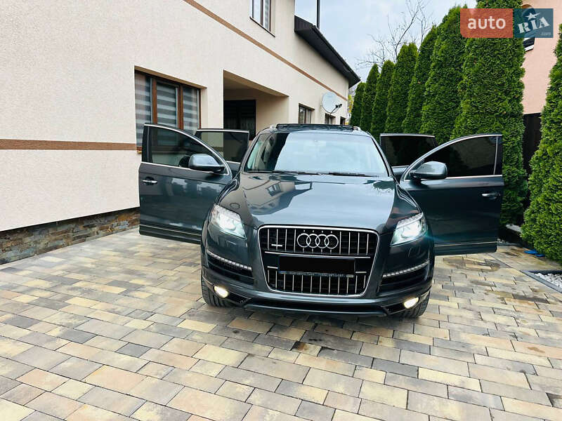 Позашляховик / Кросовер Audi Q7 2010 в Грушево