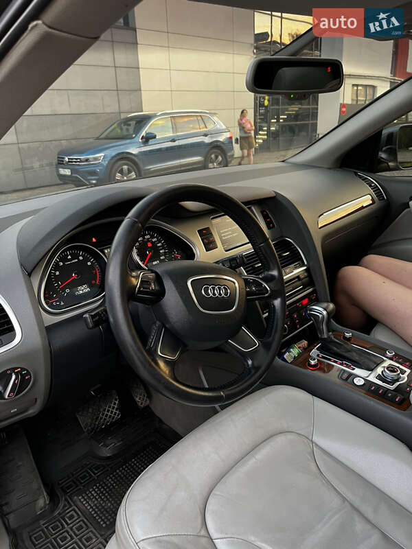 Внедорожник / Кроссовер Audi Q7 2013 в Львове фото 7 Внедорожник / Кроссовер Audi Q7 2013 в Львове